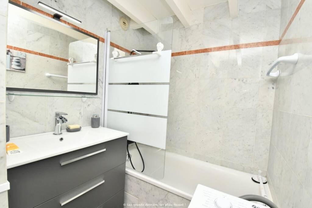 La Mezzanine Apt 5 Pers Classe 3 Etoiles, Royan- Centre 300 M Plage Foncillon ภายนอก รูปภาพ